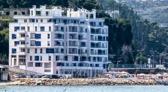 Strasburgu denon Shqiperine te paguaje 14 mln euro per pallatin e Vlores